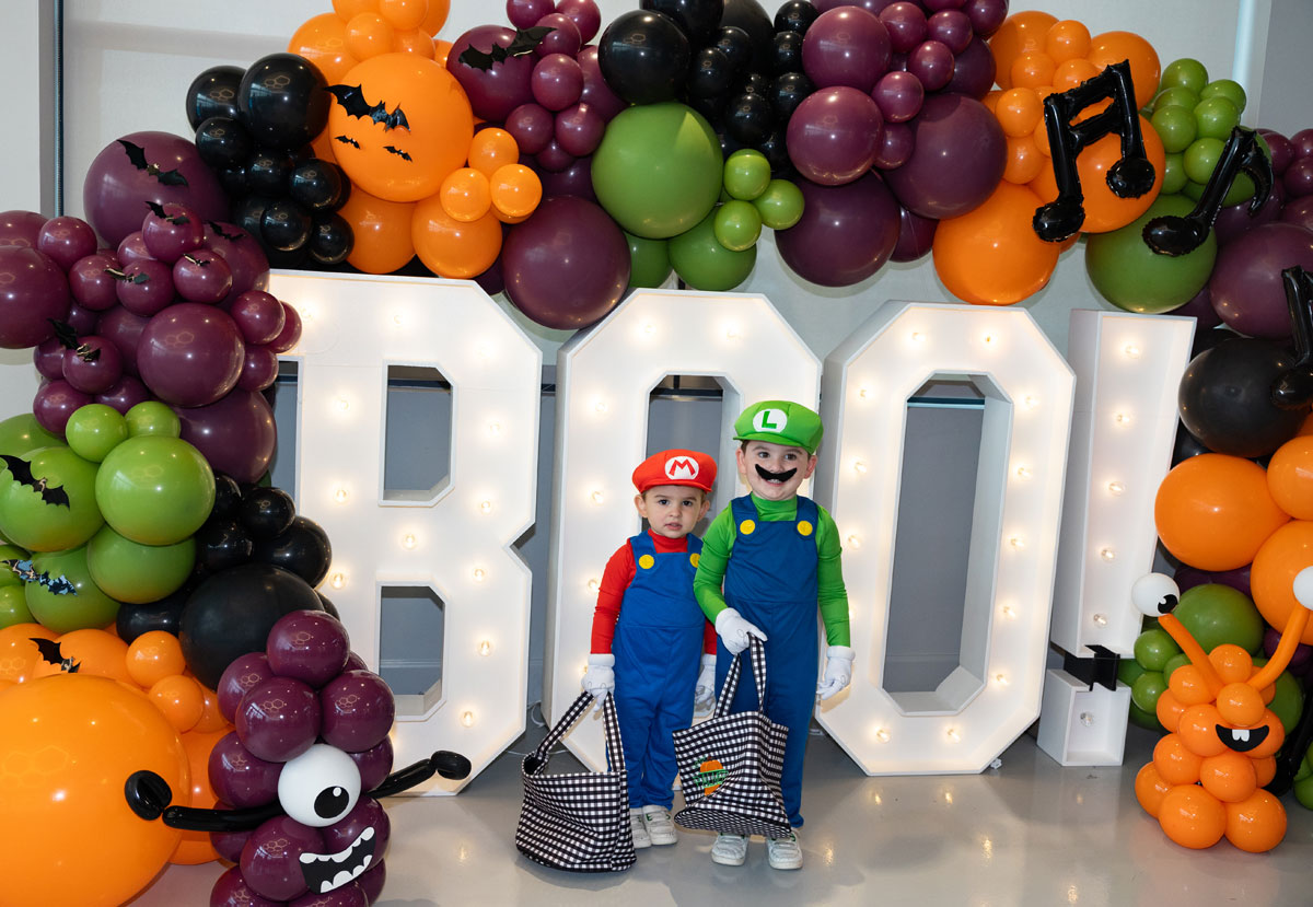 Cross Creek West Halloween Celebration